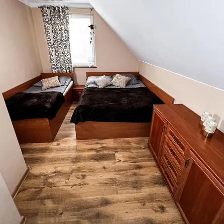 Zielona Zagroda بيت للعطل Borek (Kartuzy)